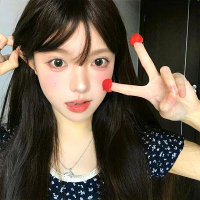 玛丽莲有深黑之眸